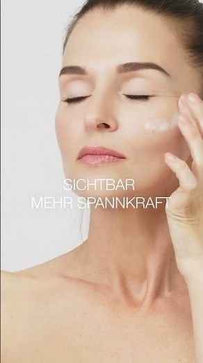 JANSSEN COSMETICS DEMANDING SKIN