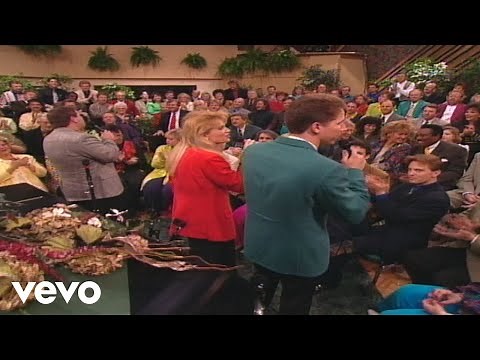 Bill & Gloria Gaither - Mountain, Get Out of My Way [Live] ft. The Daryl Williams Trio