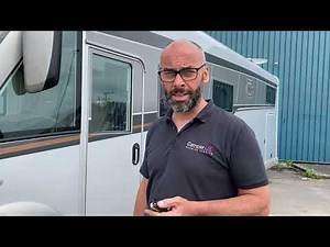 Happy handover: Carthago Chic E-Line I 61 XL LE