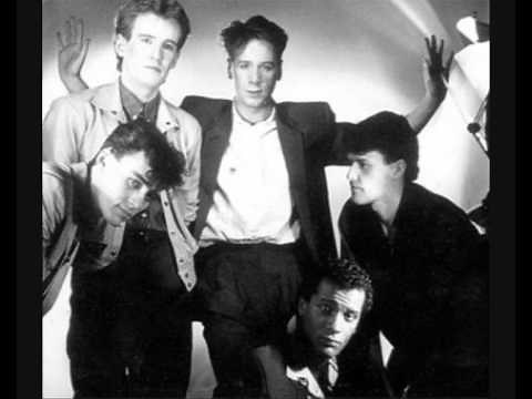 Simple Minds - Love Song