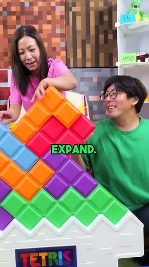 Struggling with teamwork in GIANT TETRIS TUMBLE XL!
