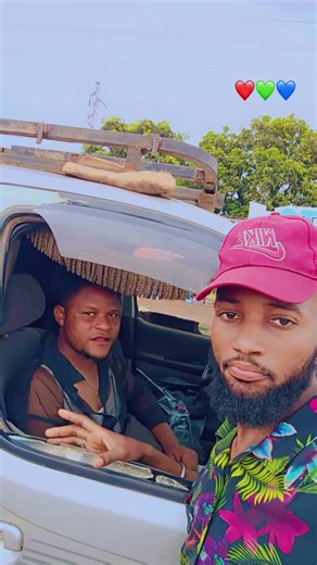 David longi (@david.longi)’s videos with son original - 𝕊𝔸𝕄𝕄𝕐-𝕃𝕌𝔼ℕ𝕐𝕀 TV 🌍