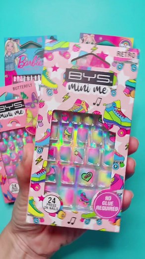 Barbie Press On Nails - Manicure Nail Art Tutorial