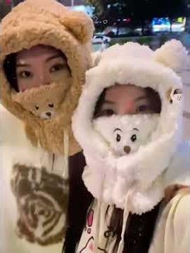 This winter, I must wear this wherever I go! So adorable little bear hat 🐻