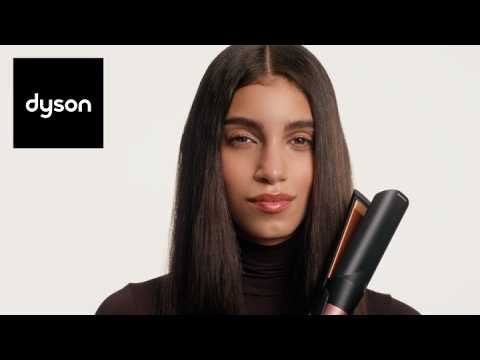 Dyson styling: straighten with the Air straightener 2x attachment