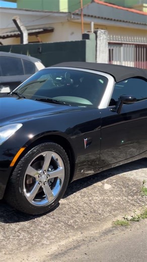 Show off Pontiac Solstice