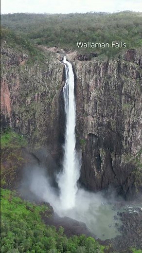 This is Australia’s highest single-drop waterfall, free-falling 268 metres.