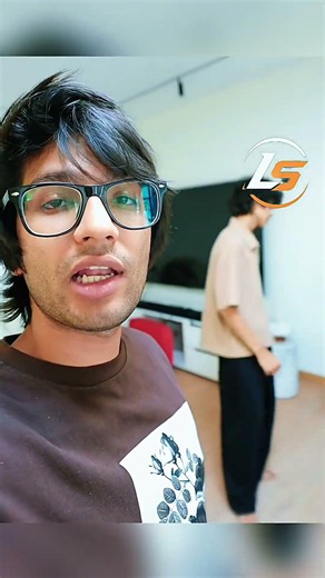 Sourav Joshi 😱 | ₹4.5 Lakh Gaming PC... Yet Not Complete! 🎮💸 #shorts