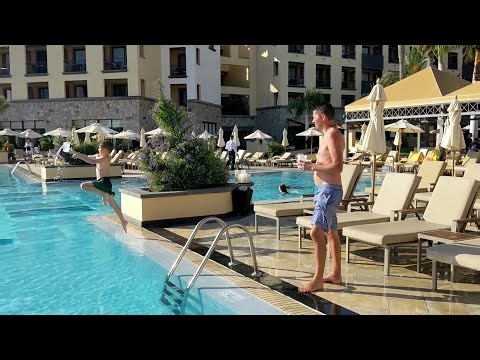 Ron Burgundy - Anchor Man Cannonball