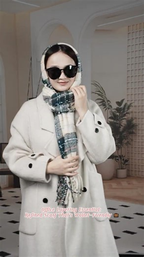 chic scarf styling: day one #ootd #stylingtips #fashion #fashiontips #fashionideas #styletips