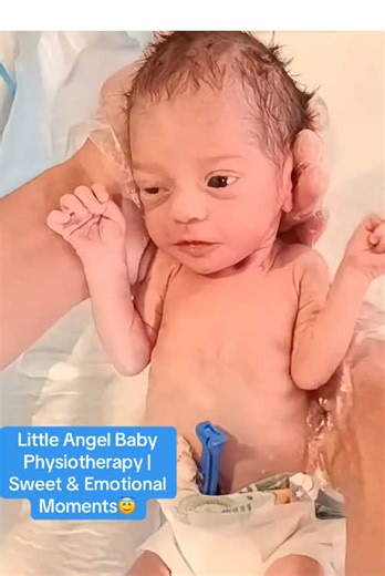 Little Angel Baby Physiotherapy | Sweet & Emotional Moments #NewbornGrowth #growmyaccount #100mviewsplzz🙏🤔 #education #physiotherapy