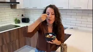 1.1K reactions · 131 shares | Try Becca's Homemade Granola  北 This is a meal prep Breakfast staple. It is an essential ingredient for a quick on-the-go meal! Cost effective, healthy and so easy to prepare ✅ | Camp Fitness | Facebook