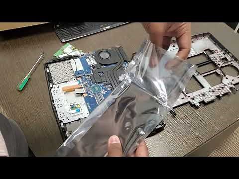 How to change battery of Alienware 13 R3