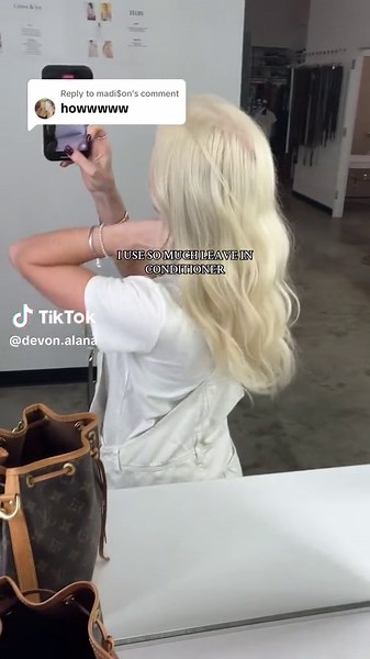 Replying to @madi$on using leave in conditioner every day keeps my bleach & tone hair hydrated #bleachandtone #ableachandtone #hair #hairinspo #blondehair #blonde #blondes #platinumhair #lightblonde