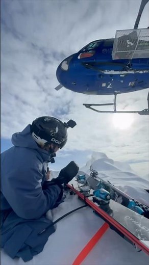 Heli skiing in Alaska 🚁❄️