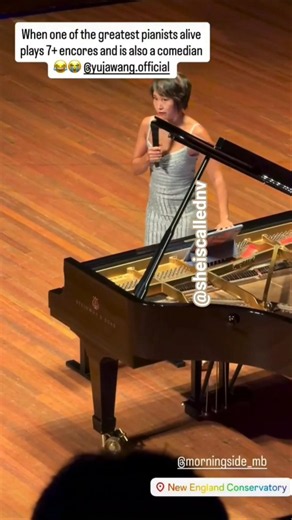 Yuja Wang Light Hearted Comedy Moment on Stage 🥲🥲 🎤 #virtuoso #pianist #steinway #classical #recital
