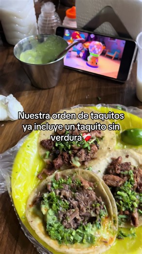 Orden de Tacos: Taquitos Sin Verdura y Más