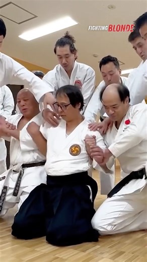 The “Magic” Escape Technique Against Multiple Opponents