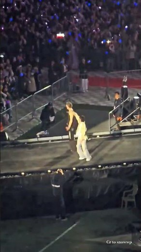Body to Body BTS concert 🔥