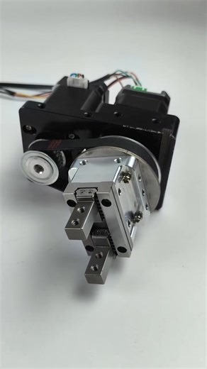 Stepper motorized rotary gripper | RobotDigg Equip Makers