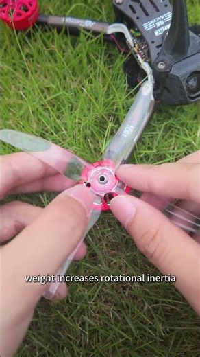 Why Most FPV Pilots Use 3-Blade Props 😳 #fpv #drone