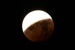 À quelle heure pourrez-vous observer l’éclipse totale de Lune, dimanche 7 septembre, dans le Puy-de-Dôme ?