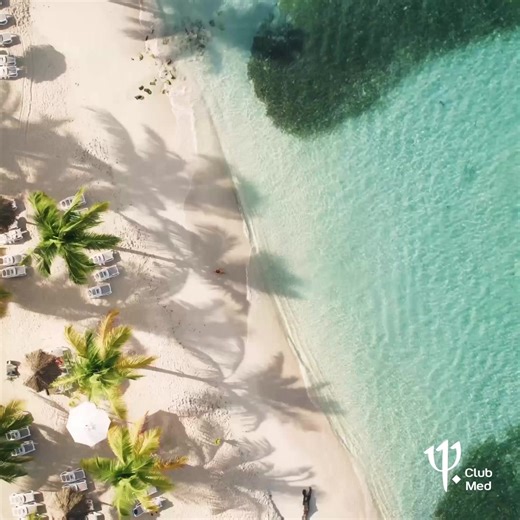 Dive and thrive in the Maldives with our included experiences, That’s l’Esprit Libre. All-Inclusive beach and mountain resorts. | Club Med