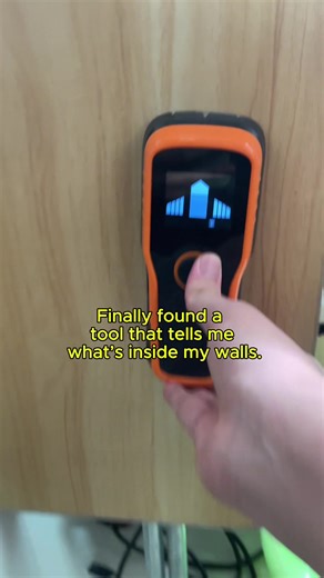 Trying the new wall scanner everyone's talking about.#detector #wallscanner #walldetectorscanner #stud #digitalwallscanner #detectordemetal #Wall #acwire #fyp #tools #walldetector