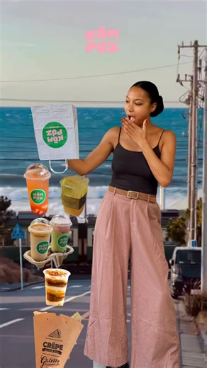 KOMPOZ on Instagram: "Pause ou aventure ? Avec Kompoz, c’est toujours les deux. 🌊💖 Boissons fraîches, crêpes gourmandes, vibes good mood… le combo parfait pour t’accompagner partout. Et toi, tu Kompoz quoi aujourd’hui ? #dakar #almadies #kompozbykotao #senegal #kompoz #kotao #bubbletea"