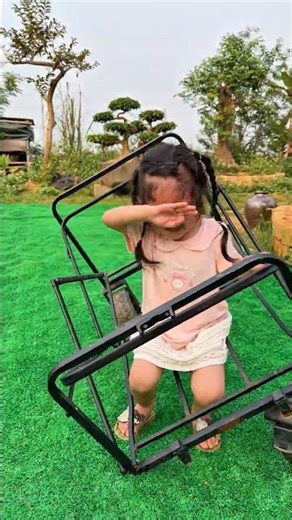 A Little Girl Crying for Help 😢 Who Will Save Her? #shortsfeed #help #sadstory #viralshorts2025