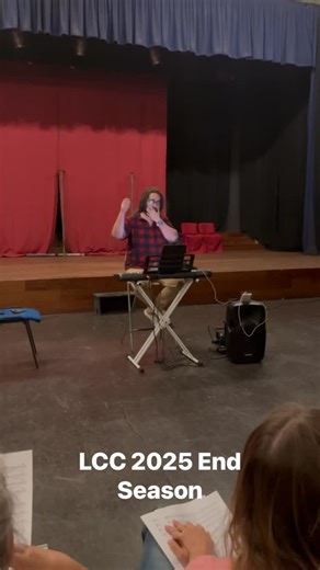 LCC’s year ended with singing, joy and party! 🎶 We are resuming our activity next Monday 👏👏 🎶 Wish to join us singing in 2026? 🎶 Just come! All you have to do is to show up ! 🎶 Rehearse with us at Auditorium Santa Joana 🎶 From January 5th on 🎶 On Mondays 🎶 At 7:30pm until 10pm! #lisboncommunitychoir | Lisbon Community Choir