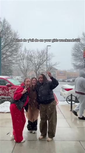 Did it really happen if there’s no ink to prove it?!?🤷🏼‍♀️🤭 #girlsweekend #tattoo #travel #musecrew