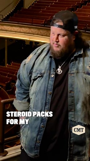 1000% agree on the men and flip flops! #jellyroll | Jelly Roll Fans