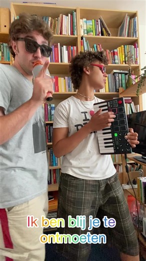 !SESABEATS #4! - Illegaaaaal (Illegal - @😘🙈☺️) #voorjou #pinkpantheress #muziek #illegal