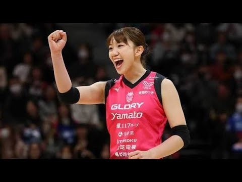 野中瑠衣、まさかの“2連続レシーブ”！珍プレーがそのまま得点に🏐✨#野中瑠衣 #ヴィクトリーナ姫路 #バレーボール #SVリーグ #女子バレー #バレーボール女子 #岡山シーガルズ #レシーブ #珍プ