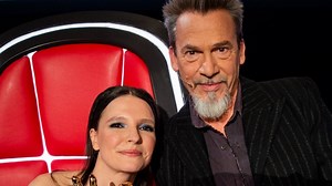 Anne Sila soutenue par Florent Pagny après avoir été poignardée par son ex-compagnon