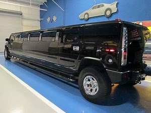 Hummer H2 limo 18-20 pass