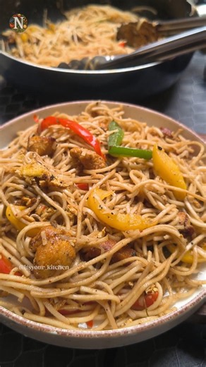 Chicken Egg Noodle Recipe | Nadeem's Kitchen | #chickennoodles #eggnoddles #noodlesrecipe #noodles