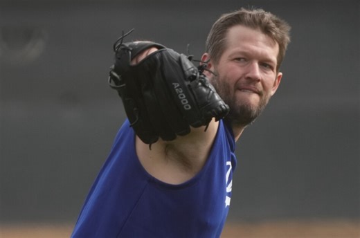 Dodgers updates: Clayton Kershaw makes more progress