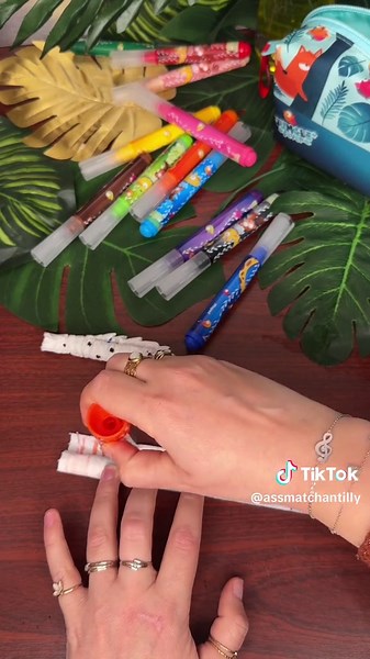 Activité manuelle : créez des chenilles en papier