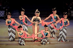 Cerita Ramayana Bahasa Jawa Lengkap dengan Terjemahan atau Artinya - Sonora.id