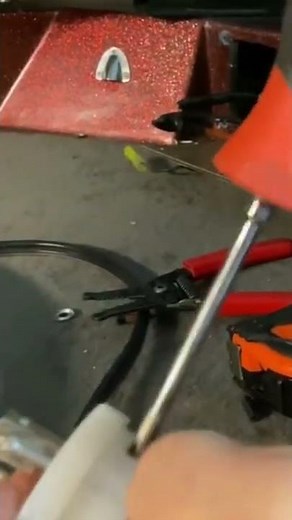 Wire It Up! 24V Trolling Motor Plug Install #shorts