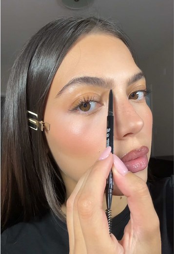 Summer makeup routine: soft-glam everyday skin tint look