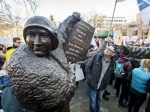 GOLDSTEIN: The controversial beliefs of Canada’s ‘Famous Five’ suffragettes