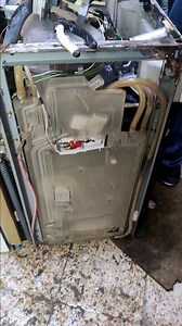 Tasarruf nedir bilmeyen bulaşık makinesi. Modelini kimler biliyor? #makine #bulaşıkmakinesi #bilgi #nedir #tasarruf #eski #kalite #anlatıyorum #birzamanlar #keşfet #geçmişzaman #kaliteli #bilenler | Kaan Gürkaya