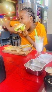 3.3M views · 37K reactions | Chi burger Cha Zanji's Food 藍藍藍藍藍 | Purple Bee | Facebook