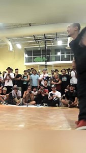 @toyzareus so much flava going in with the finishers this round!!! 📍: @silverbackbboyevents Miami Pro-Am 2014 📹: @stanceelements | Spin Control