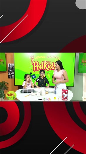 🍫 ¡EL MISTERIO DEL BROWNIE FALLIDO EN PODS KIDS! 🤣🧁 El sábado la pasamos GENIAL, pero tenemos una confesión que hacernos... ¡La cocina no fue nuestra mejor aliada! 🧑‍🍳🚫 Recibimos la visita súper especial de Santiago y, aunque le pusimos todo el Flow del mundo, el resultado de nuestros brownies fue... ¡un experimento fallido! 💥🍪 Éramos 4 en el set intentando ser chefs, pero terminamos siendo expertos en risas. 😂 ¿Querés ver qué fue lo que realmente pasó y por qué no nos salió la receta? 