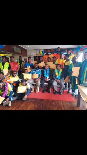 We celebrated an incredible milestone as our students of Mapex Lae Campus graduated with qualifications in: 🚜 Semi-Trailer Operations 🏗️ Excavator Operations 🚚 Mobile Crane Operations 📚 Certificate & Diploma in Business Courses This graduation is more than just receiving certificates — it is a celebration of skills, dedication, and future careers being built right here in PNG. From the heavy machines in the field to the business minds in the offices, our graduates are now job-ready and indus