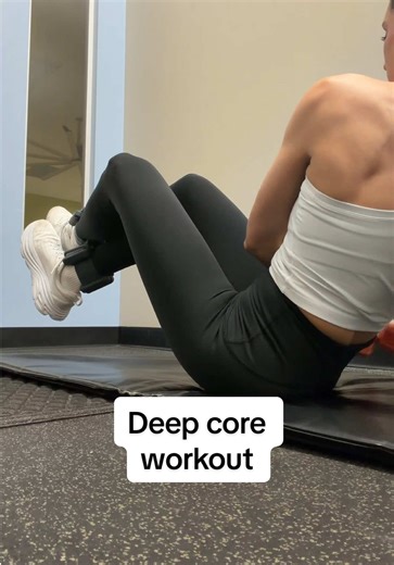 This sequence was challenging but good! I’m 9 months postpartum, a mom of 2, and really focusing on healing my core! #postpartumfitness #momworkout #homeworkout #quickworkout